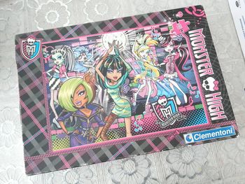 Puzzle monster high 180 pièces