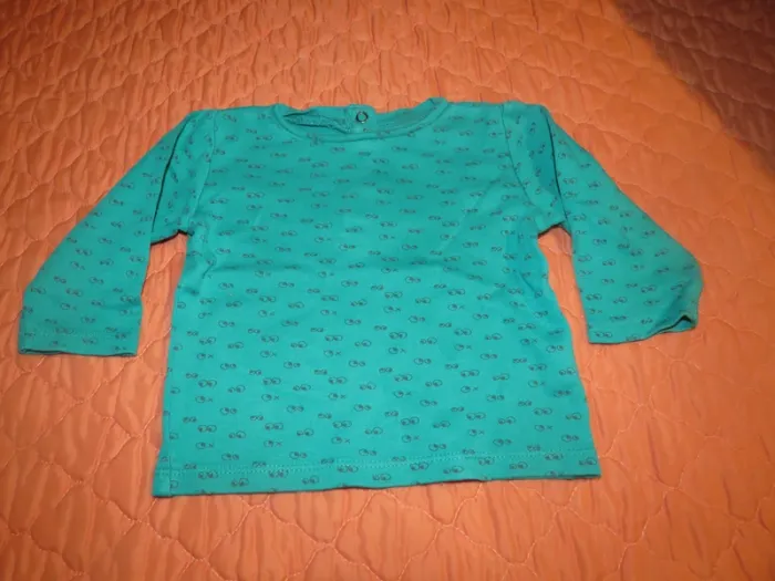 T-shirt taille 12 mois garçon - photo numéro 2