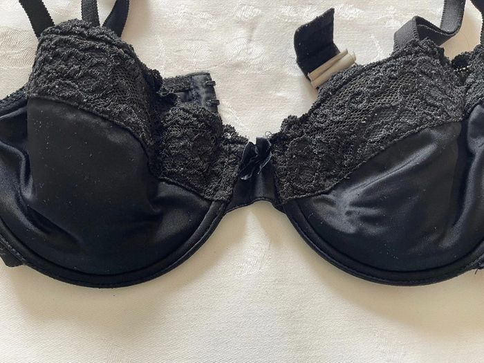 Soutien gorge noir 85C - photo numéro 2