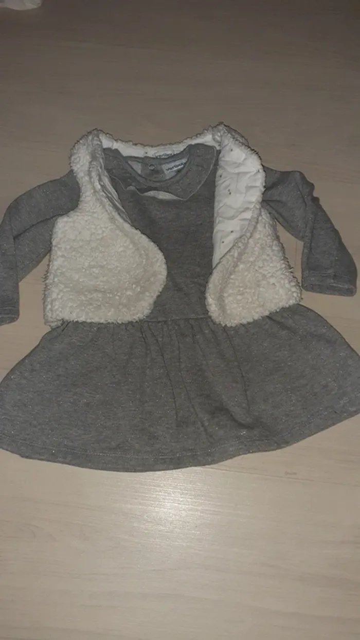 Robe et gilet sans manche - photo numéro 14