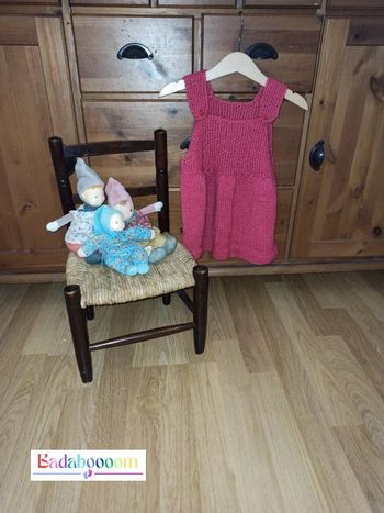 Jolie robe en laine taille 6 mois tbe, fait main