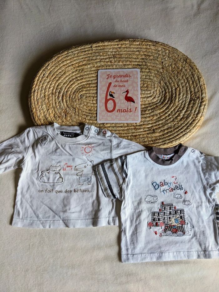 Tee shirts neufs 6 mois