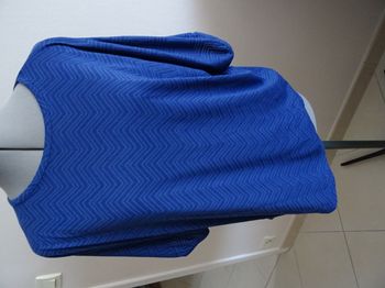 Tee shirt bleu manches papillon Helline taille 38/40