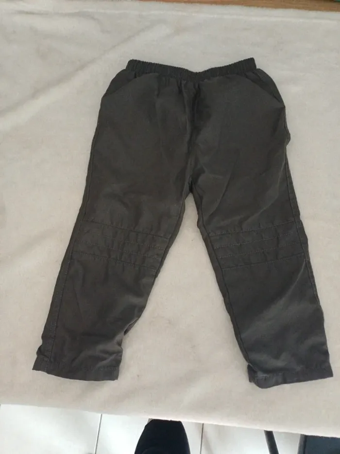 Jogging noir 2ans