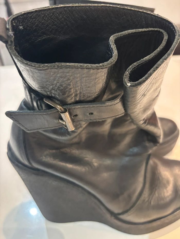 Bottines en cuir a semelle compensées taille 38 pierre Hardy - photo numéro 3