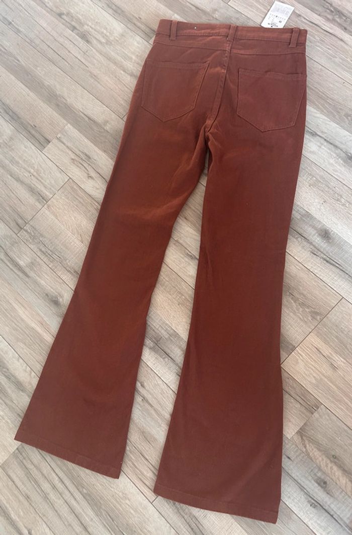 Jean marron , 38, don’t call me Jennifer - photo numéro 4