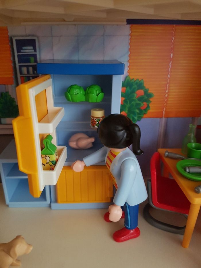 Maison transportable avec famille et accessoires Playmobil - photo numéro 7