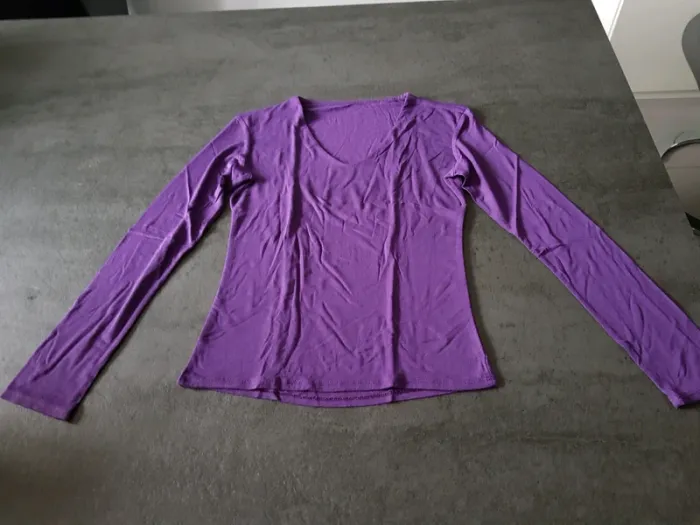 Haut violet T1 - photo numéro 2
