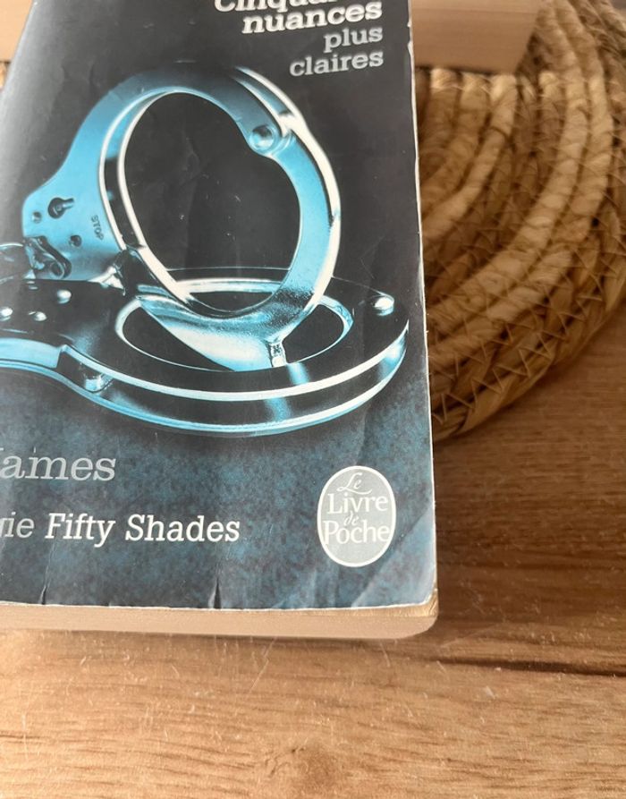 Trilogie Cinquante Nuances de Grey - photo numéro 5