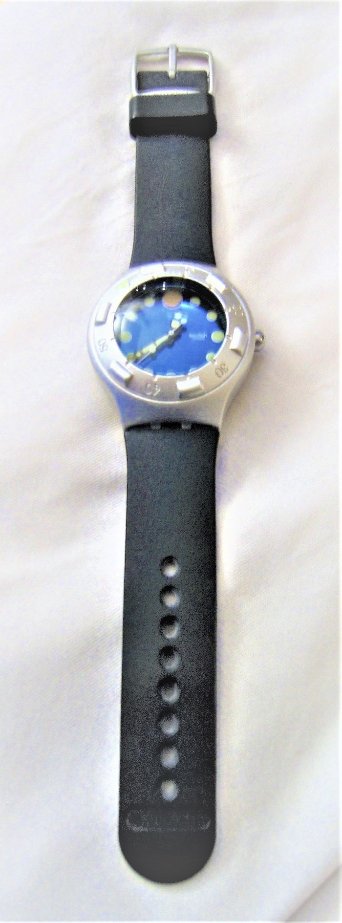 Montres SWATCH "Hydrospace" - photo numéro 3