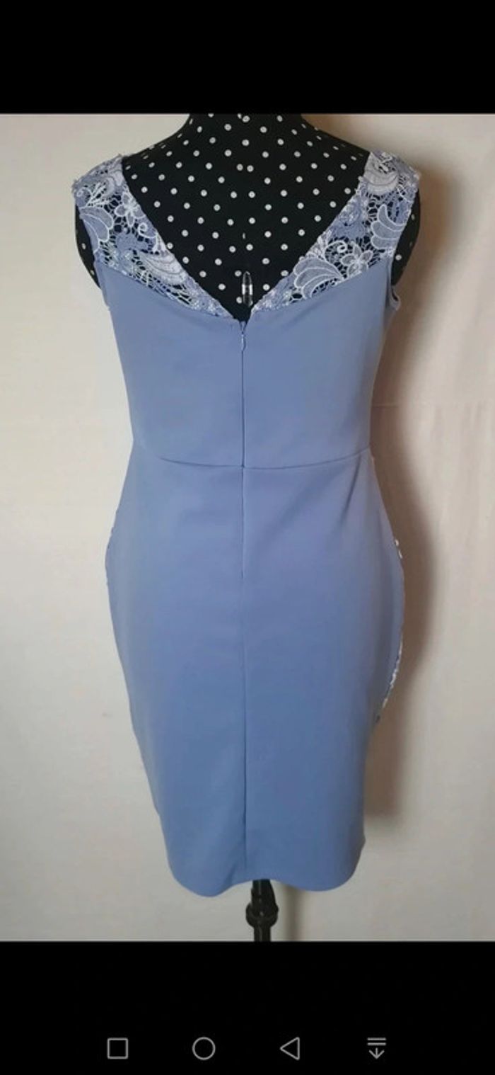 Robe chic en dentelle bleu blanc Taille L Lipsy London - photo numéro 5