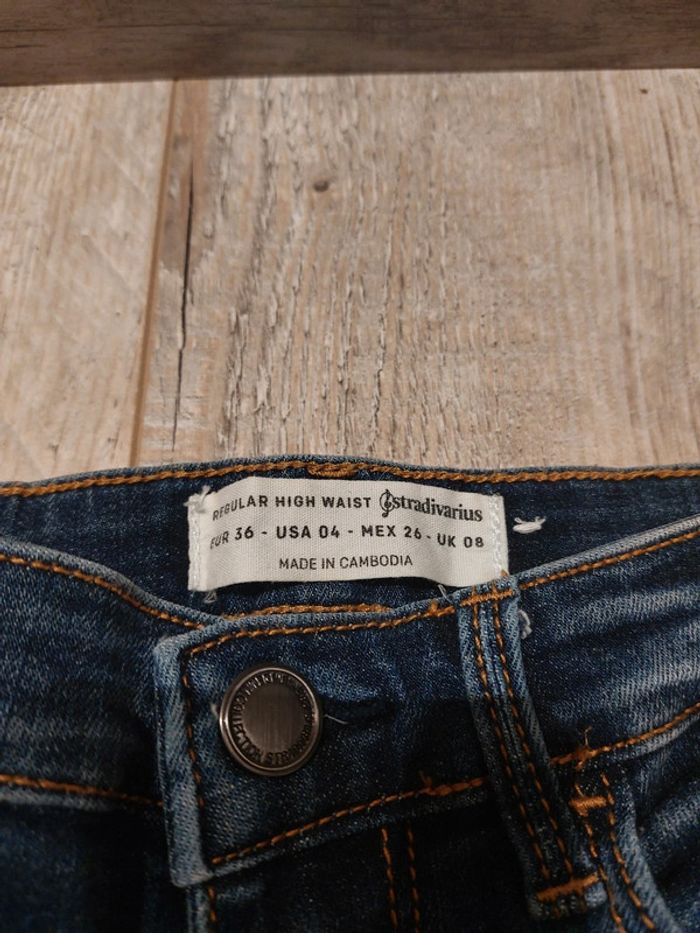 Jean taille haute Stradivarius - photo numéro 4