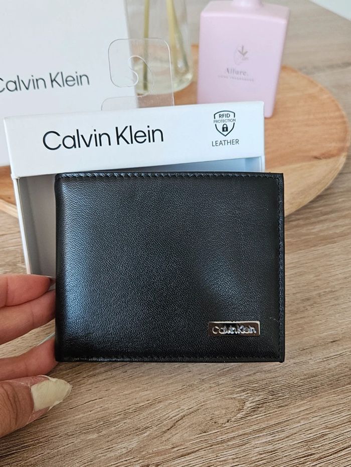 Portefeuille Calvin Klein - photo numéro 3