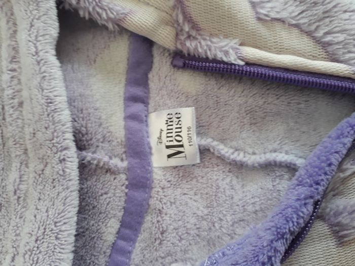 Pilou pilou Disney Minnie Mouse 5 – 6  ans ( 110-116 ) - photo numéro 4