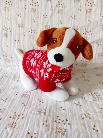 Peluche chien Crédit Mutuel