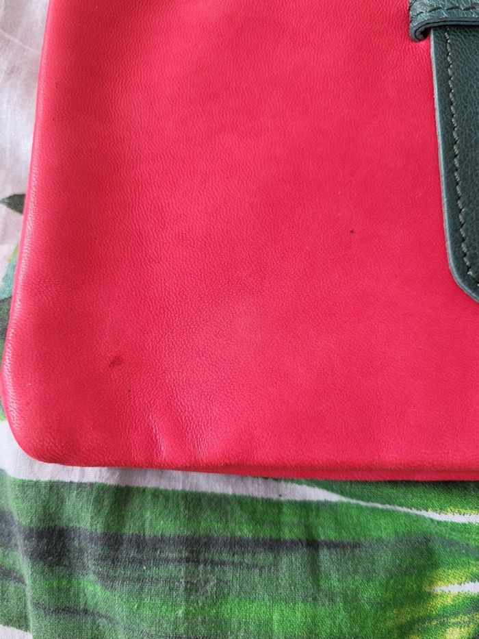 Sacs rouges - photo numéro 2