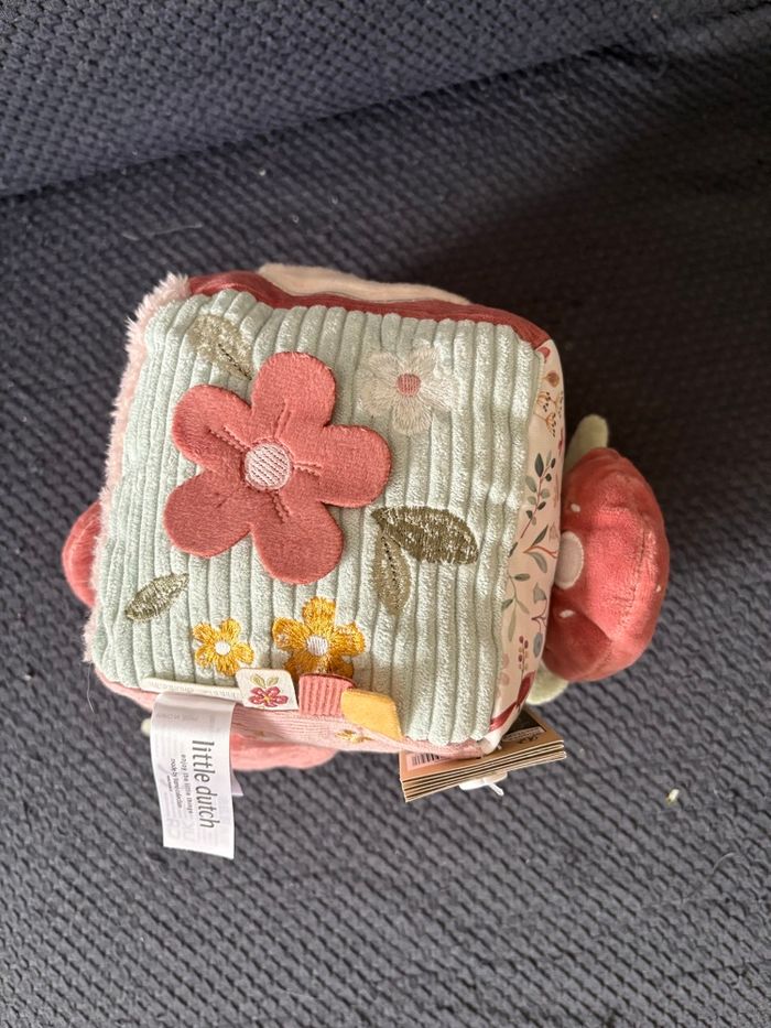 Cube d’éveil Fairy garden - photo numéro 2