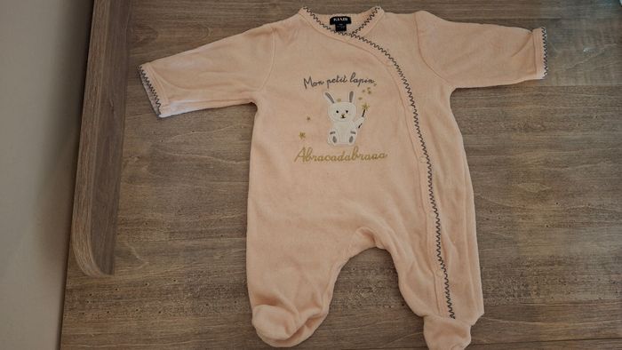 Pyjama 1 mois - photo numéro 1