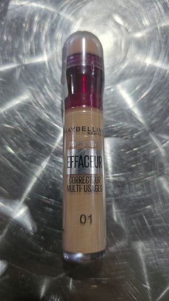 Maybelline Anti Age Effaceur Correcteur Neuf sous Blister 01 Light