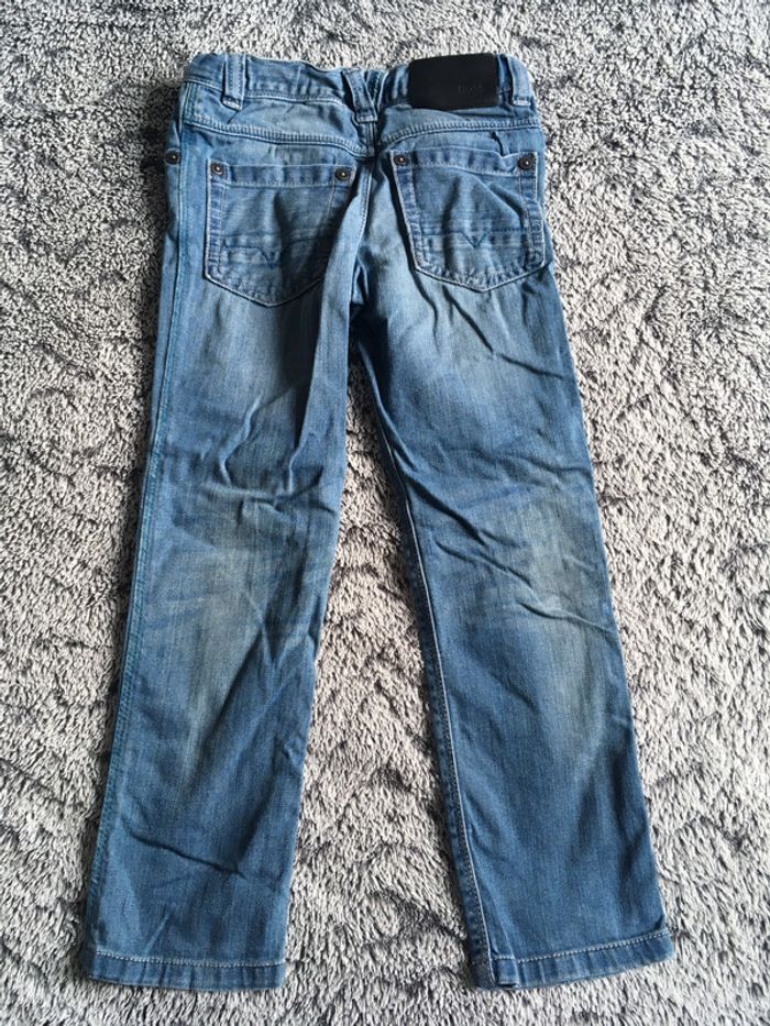 Jeans Hugo Boss - 6 ans - photo numéro 4