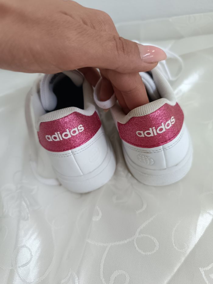 Adidas - photo numéro 2