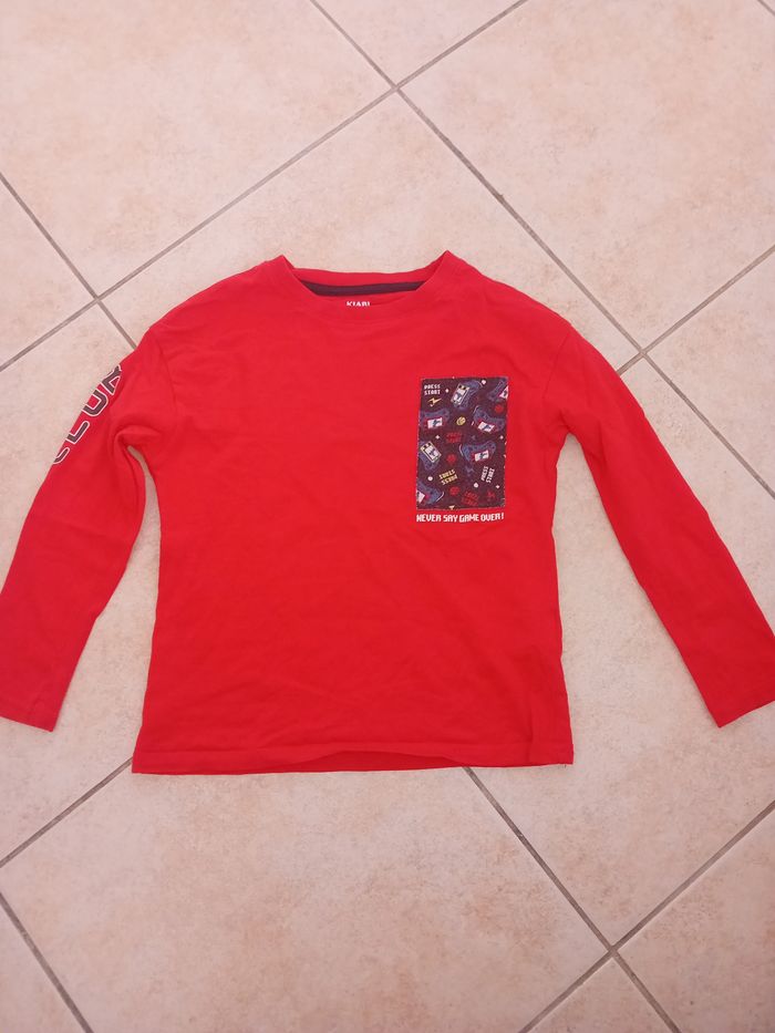 Manche longue rouge 6 ans