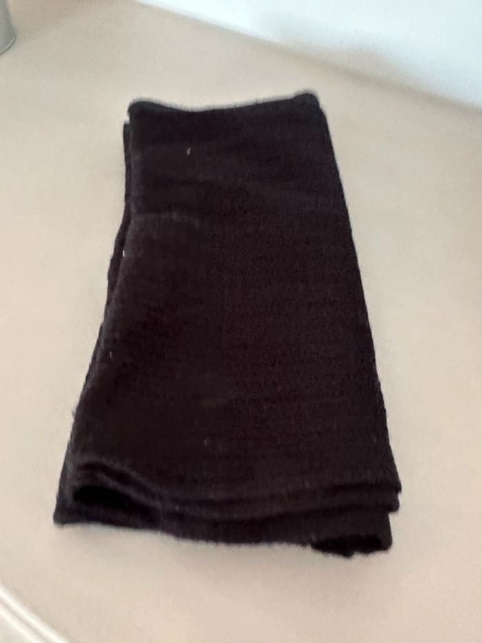 Tour de cou noir - photo numéro 3