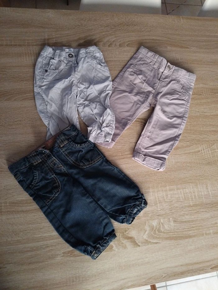 Lot 3 pantalons 6 mois