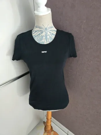 Tee-shirt Esprit taille L très bon état, très peu porté