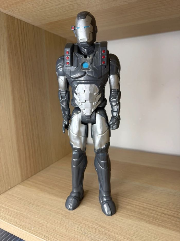 Figurine war machine Marvel avengers