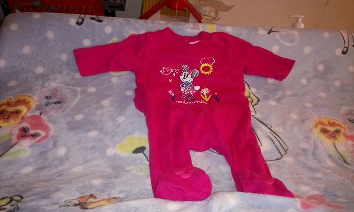Pyjama Disney minnie 3 mois neuf