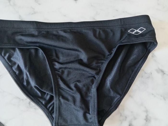 Maillot de bain arena  14 ans - photo numéro 5