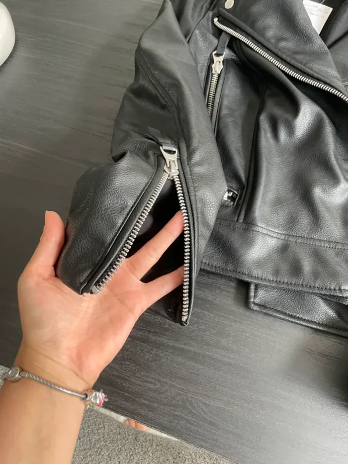 Veste en similicuir - photo numéro 4
