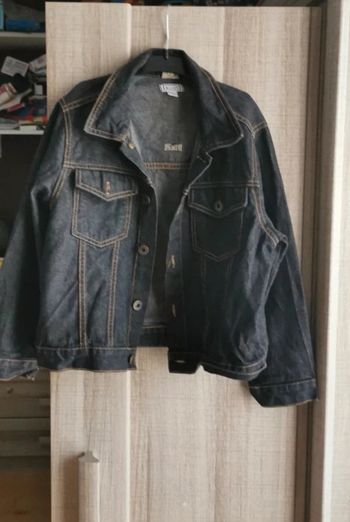 Veste en jean garçon, 8 ans.
