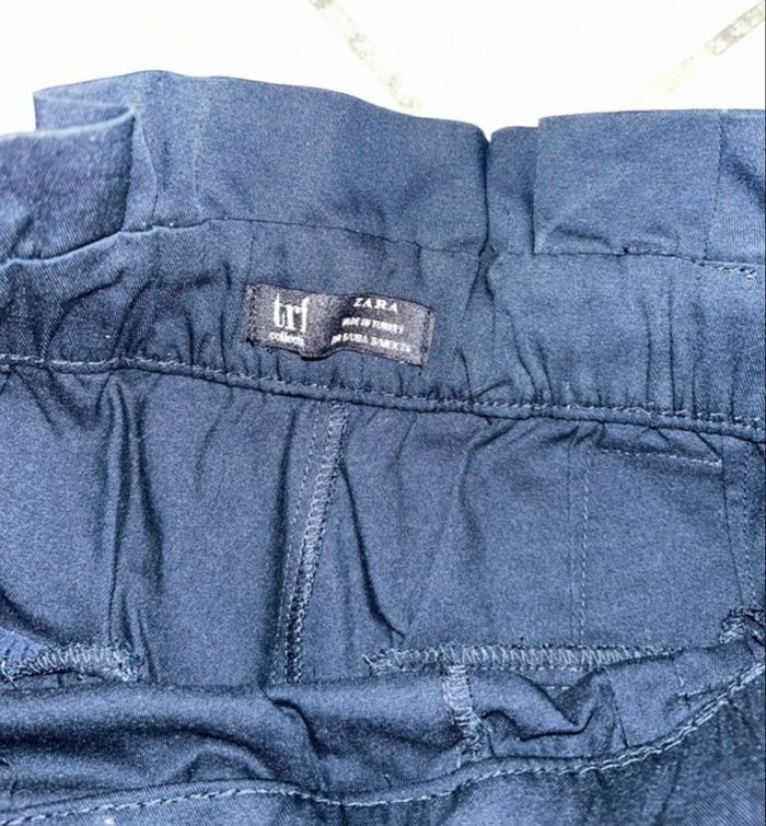 Short fluide marine – Zara – Taille S - Neuf sans étiquette - photo numéro 3