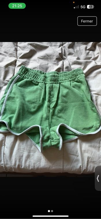 Short vert clair