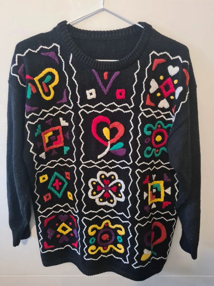 Pull noir à motifs colorés vintage - photo numéro 2
