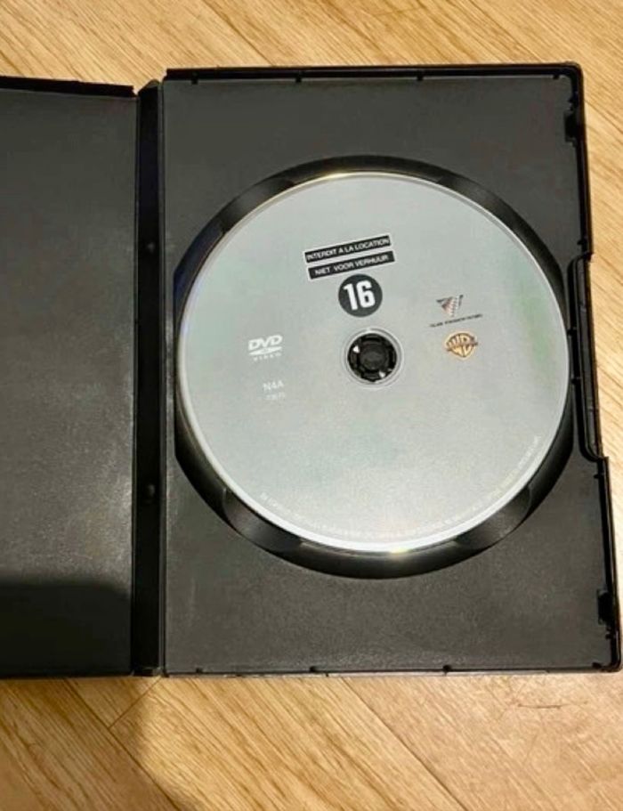 DVD Film D’horreur Les Châtiments - photo numéro 3