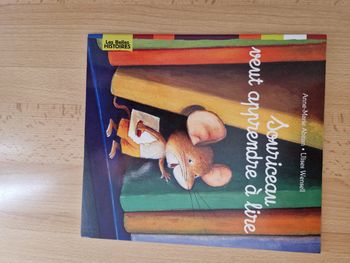 Souriceau veut apprendre à lire