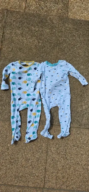 Lot 2 pyjama fin orchestra 23m