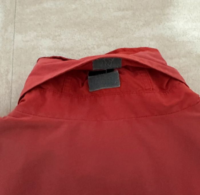 Veste Ferrari x Tommy x Marlboro - photo numéro 15