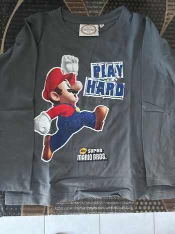 T-shirt manches longues Mario cinq ans