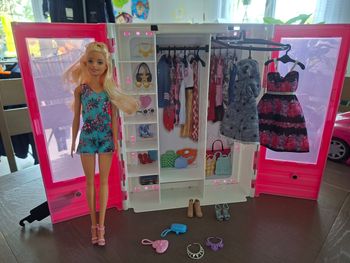 Dressing Barbie