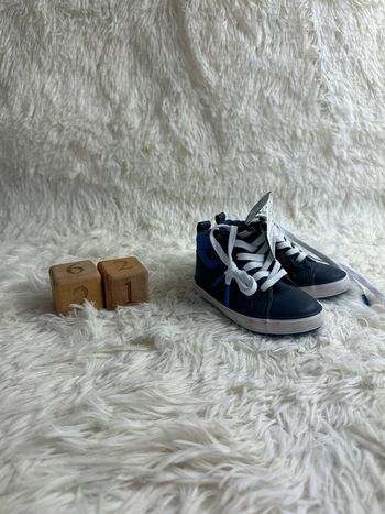 Paire de chaussures obaibi taille 21