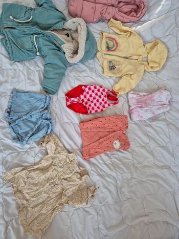 Lots 9-12 mois filles