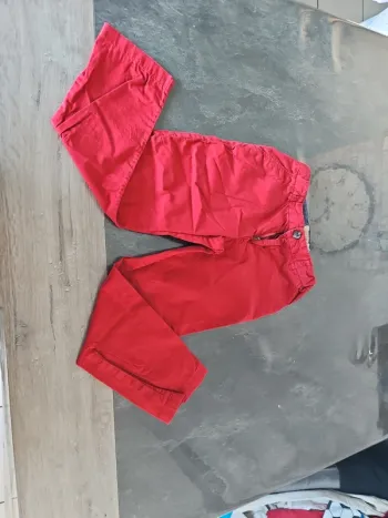 Pantalon rouge h&m 7/8 ans