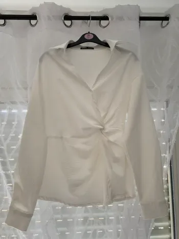 Chemise torsadée unicolore Taille S