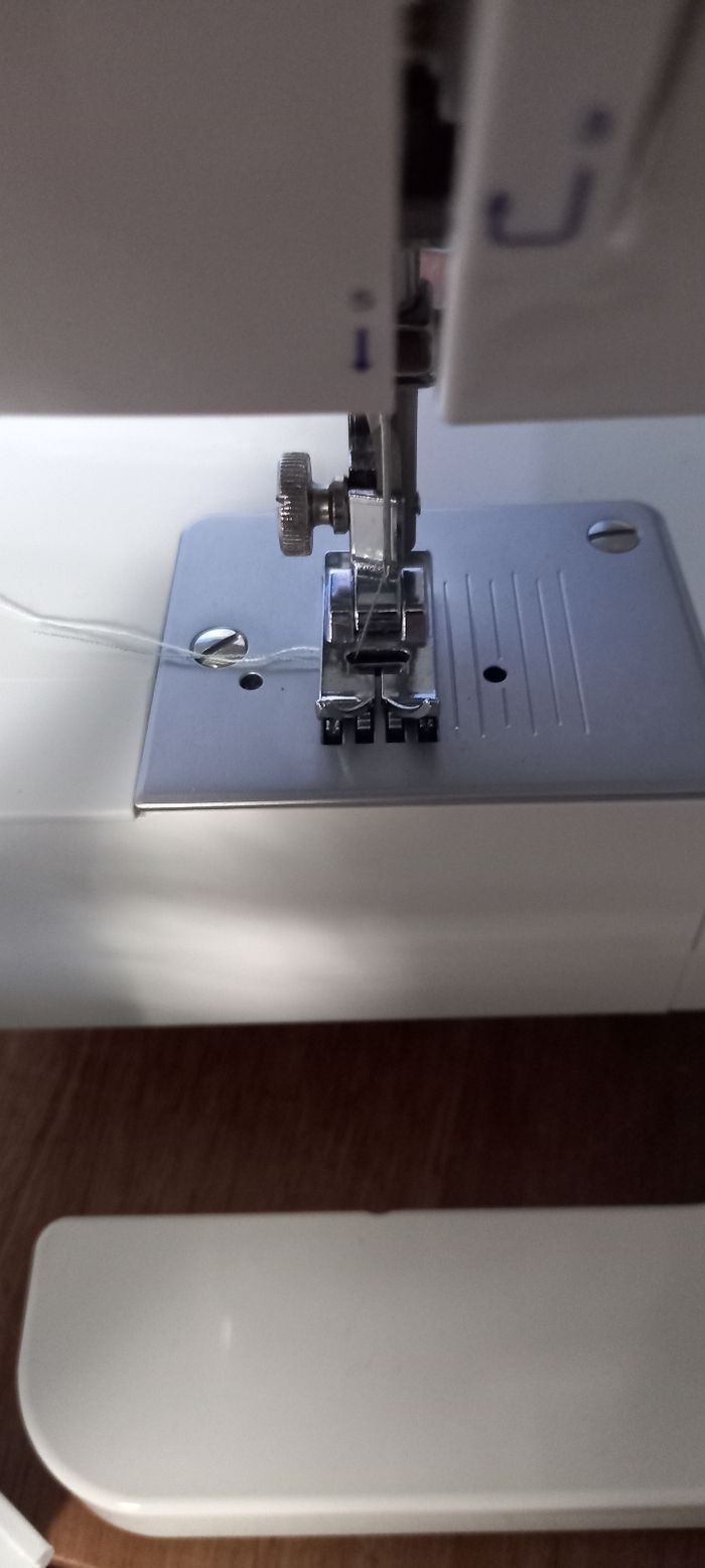 Machine à coudre 8280 - photo numéro 2