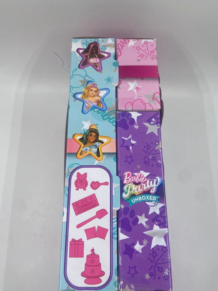 Barbie Cadeau Surprise Coffret poupée et Accessoires Nœuds d’Anniversaire - photo numéro 2