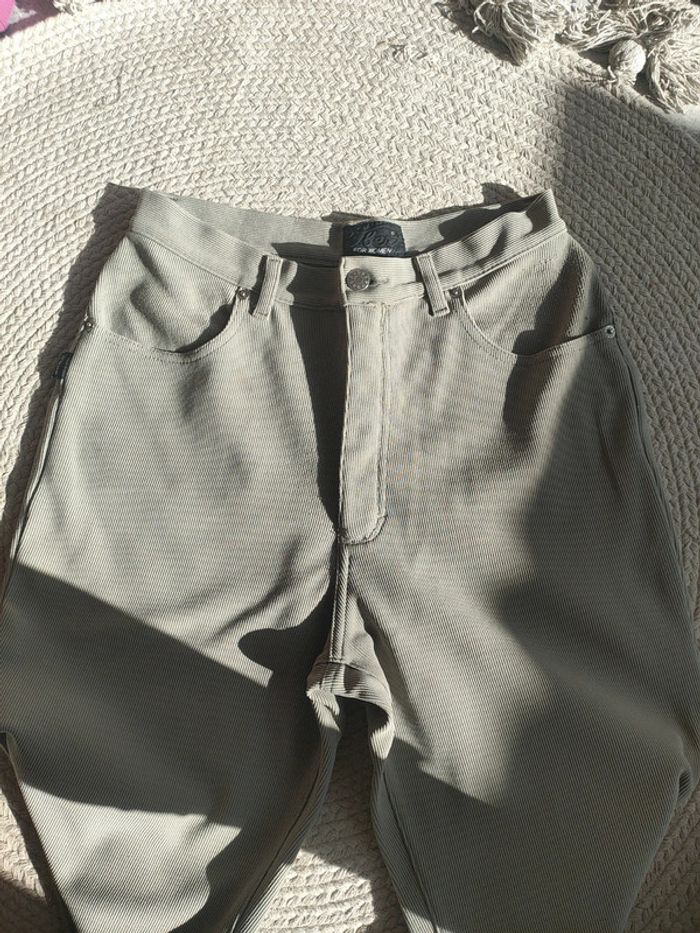 Pantalon - photo numéro 2